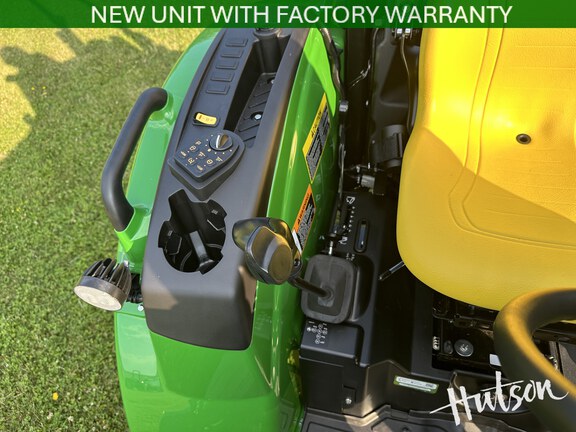Photo of 2026 John Deere 4052R