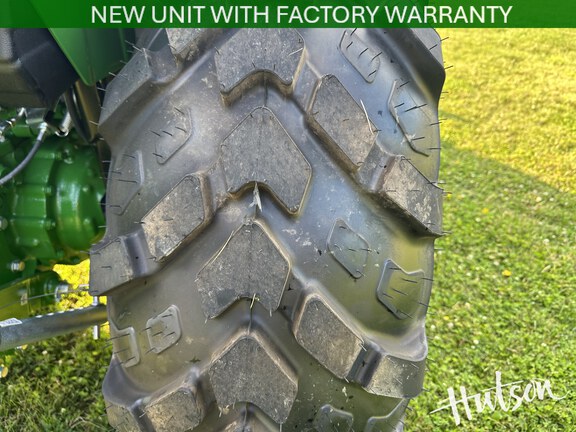 Photo of 2026 John Deere 4052R