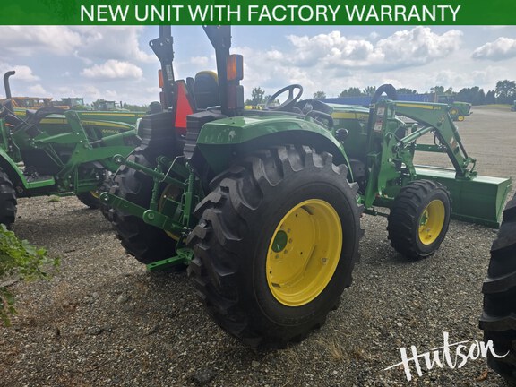 Photo of 2026 John Deere 4052R