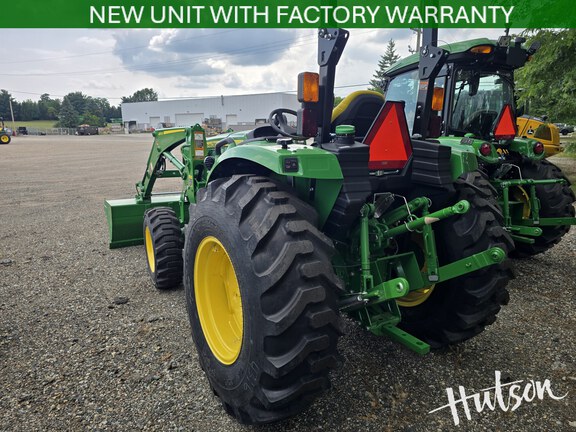 Photo of 2026 John Deere 4052R