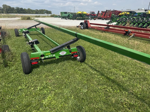 2005 Unverferth HT36