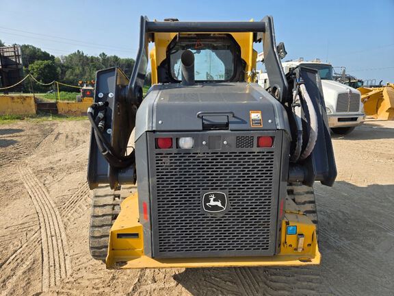 2022 John Deere 333G