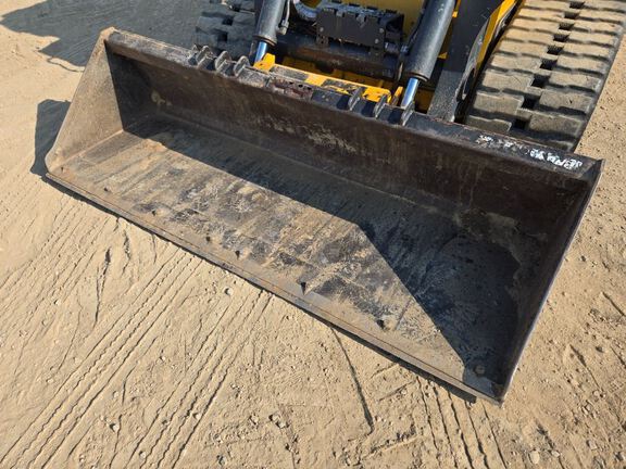 2022 John Deere 333G