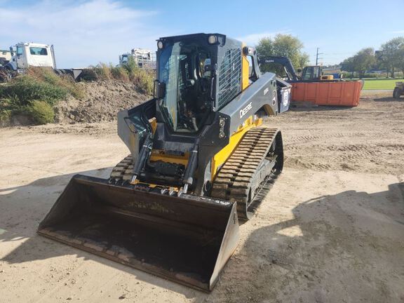 Photo of 2022 John Deere 333G