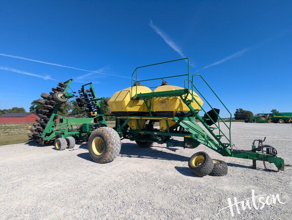 Photo of 1998 John Deere 1850