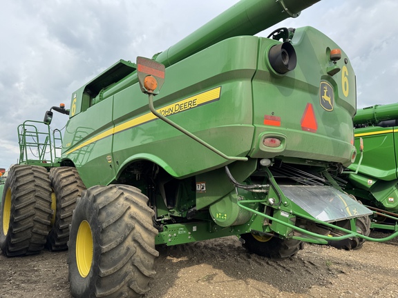 Used 2019 John Deere S790 Combines at Horizon Ag & Turf in Vermilion, AB - Photo13