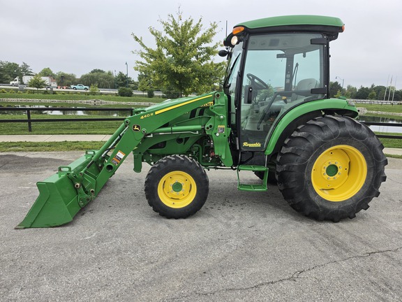 2019 John-Deere 4052R