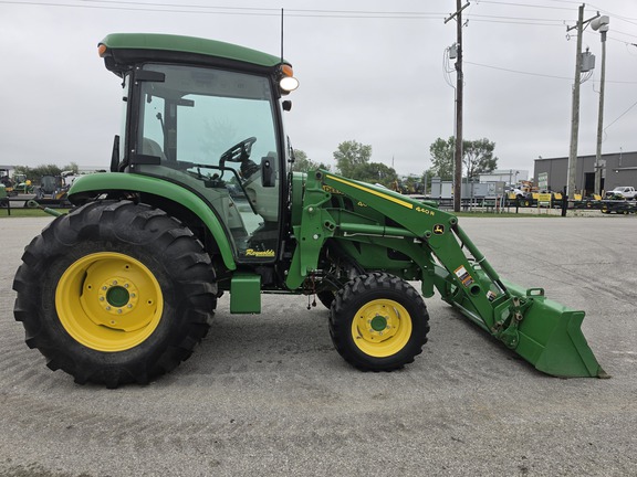 2019 John-Deere 4052R
