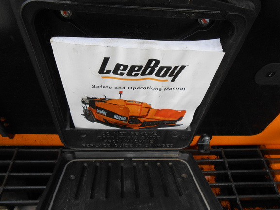 2025 Leeboy 8520C