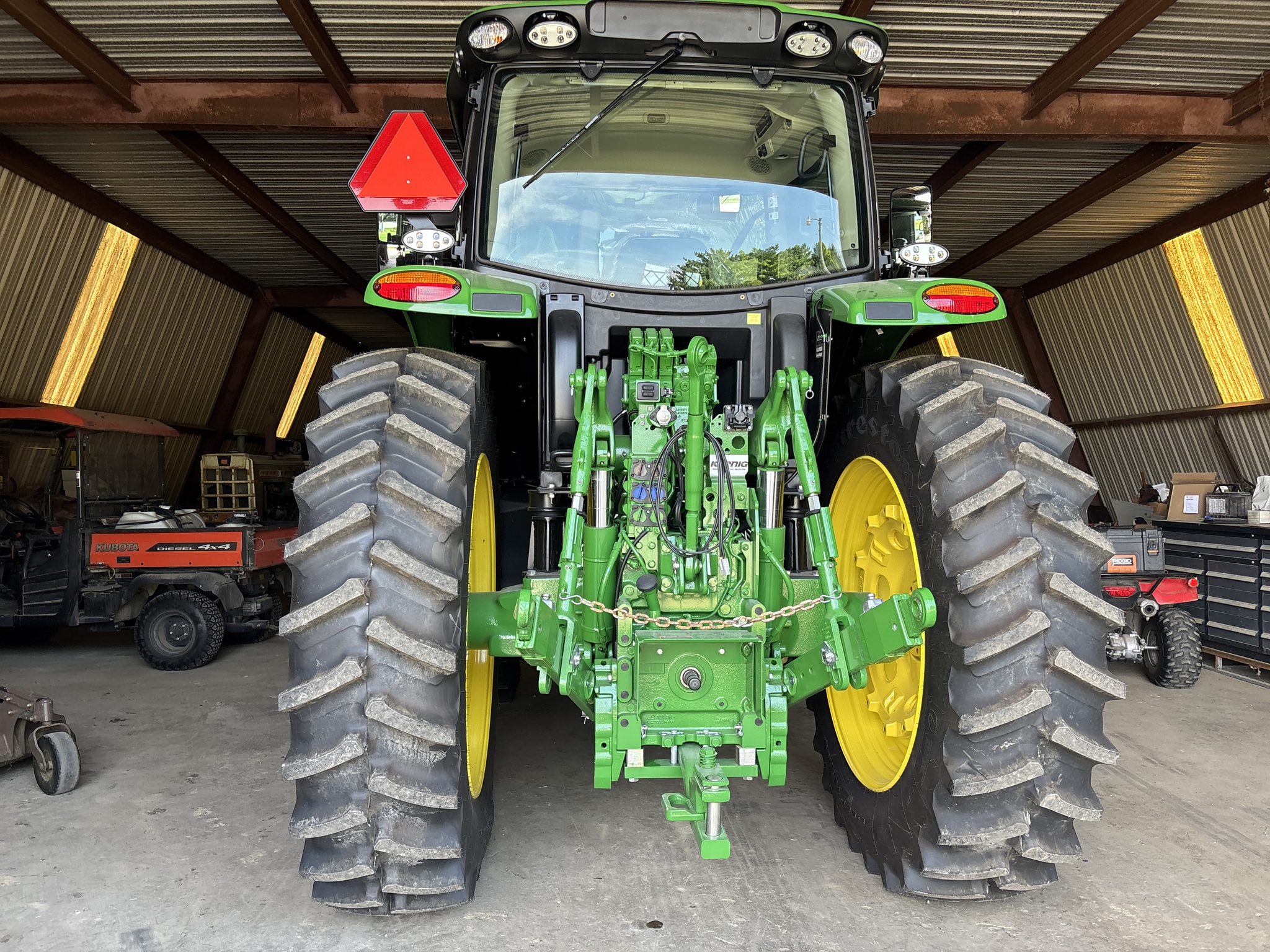 Used 2026 John Deere 6R 195 Row Crop Tractors at Koenig Equipment in Urbana, OH - PhotoXL4