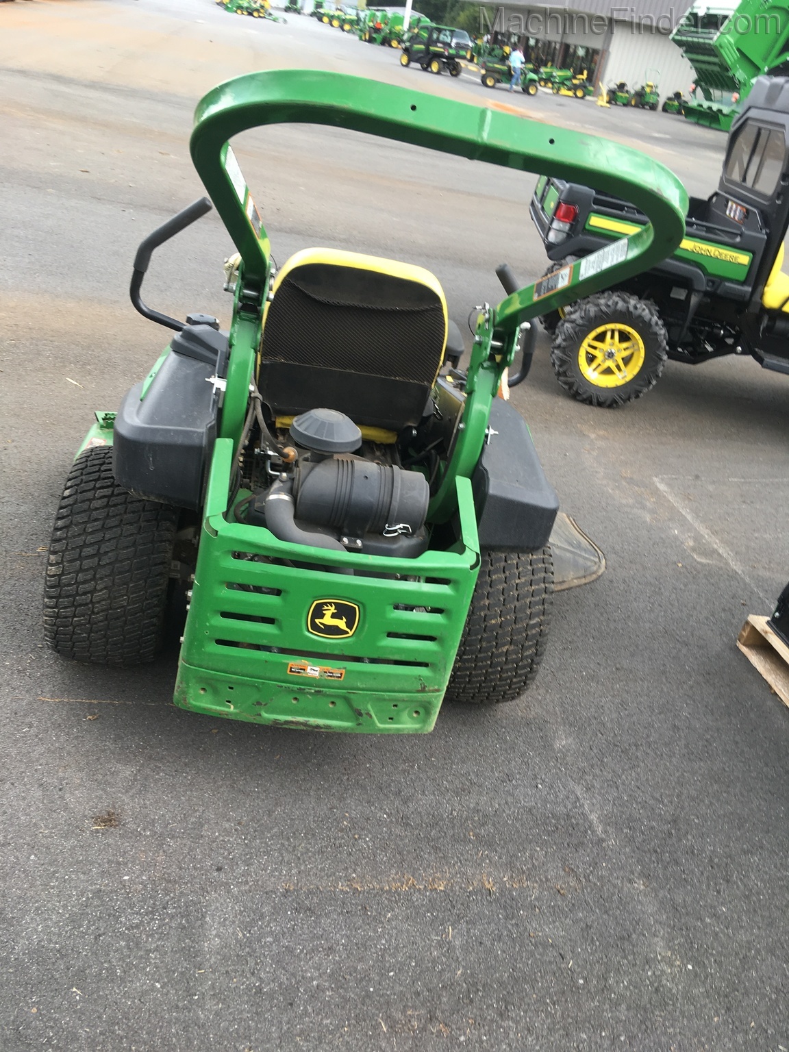 2015 John Deere Z920M Image 4