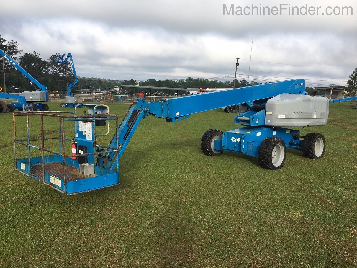 2011 Genie S65 Image 1