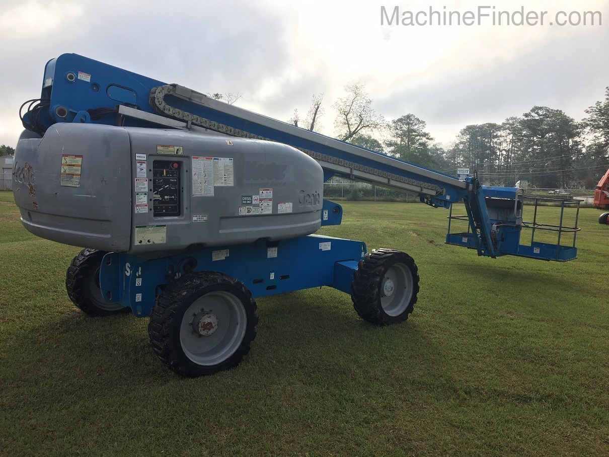 2011 Genie S65 Image 5