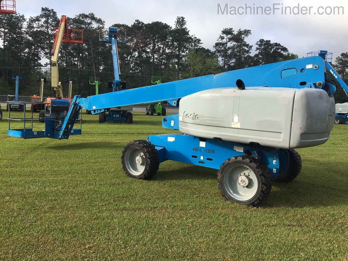 2011 Genie S65 Image 3