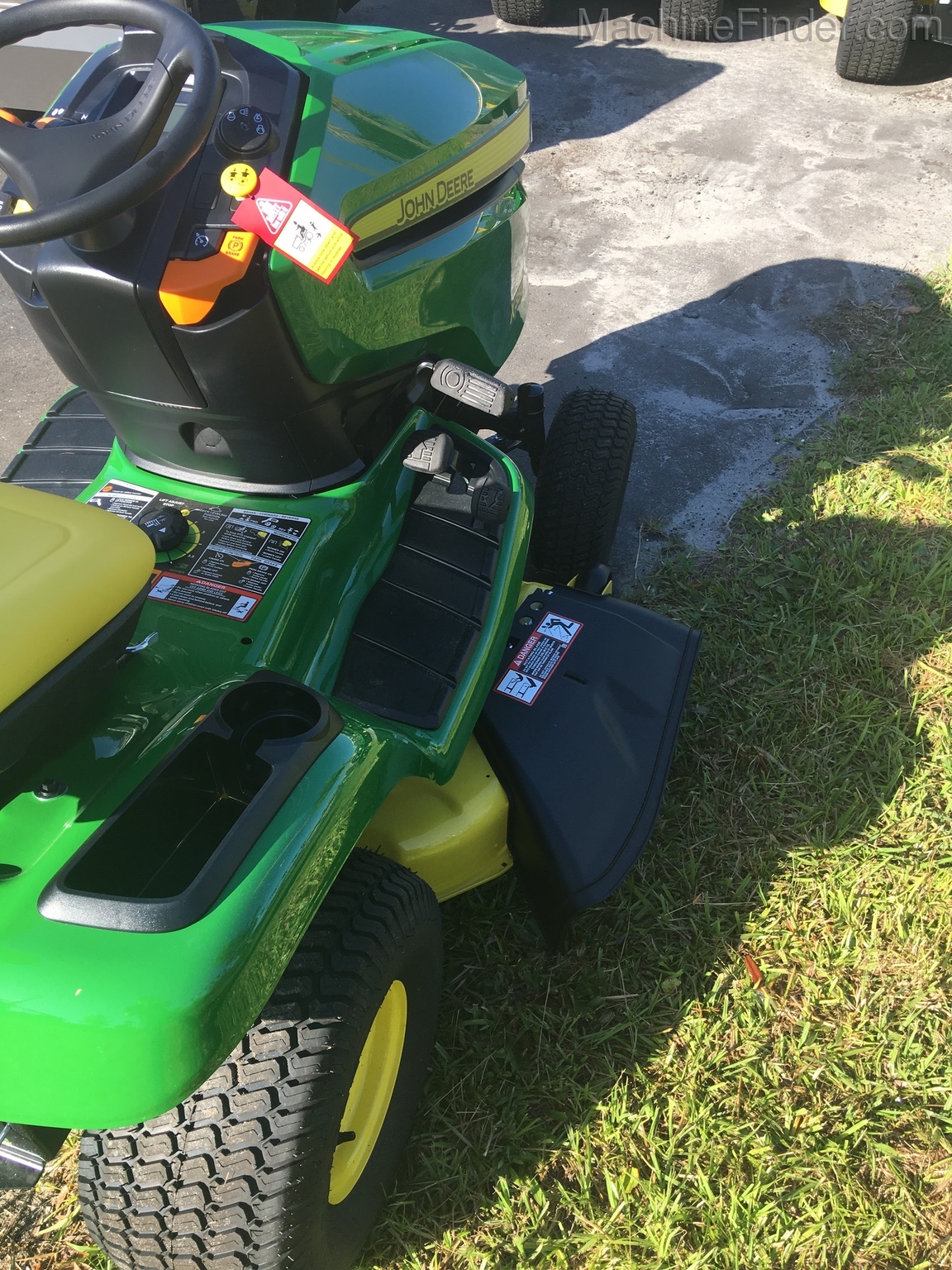 2020 John Deere X350 Image 3