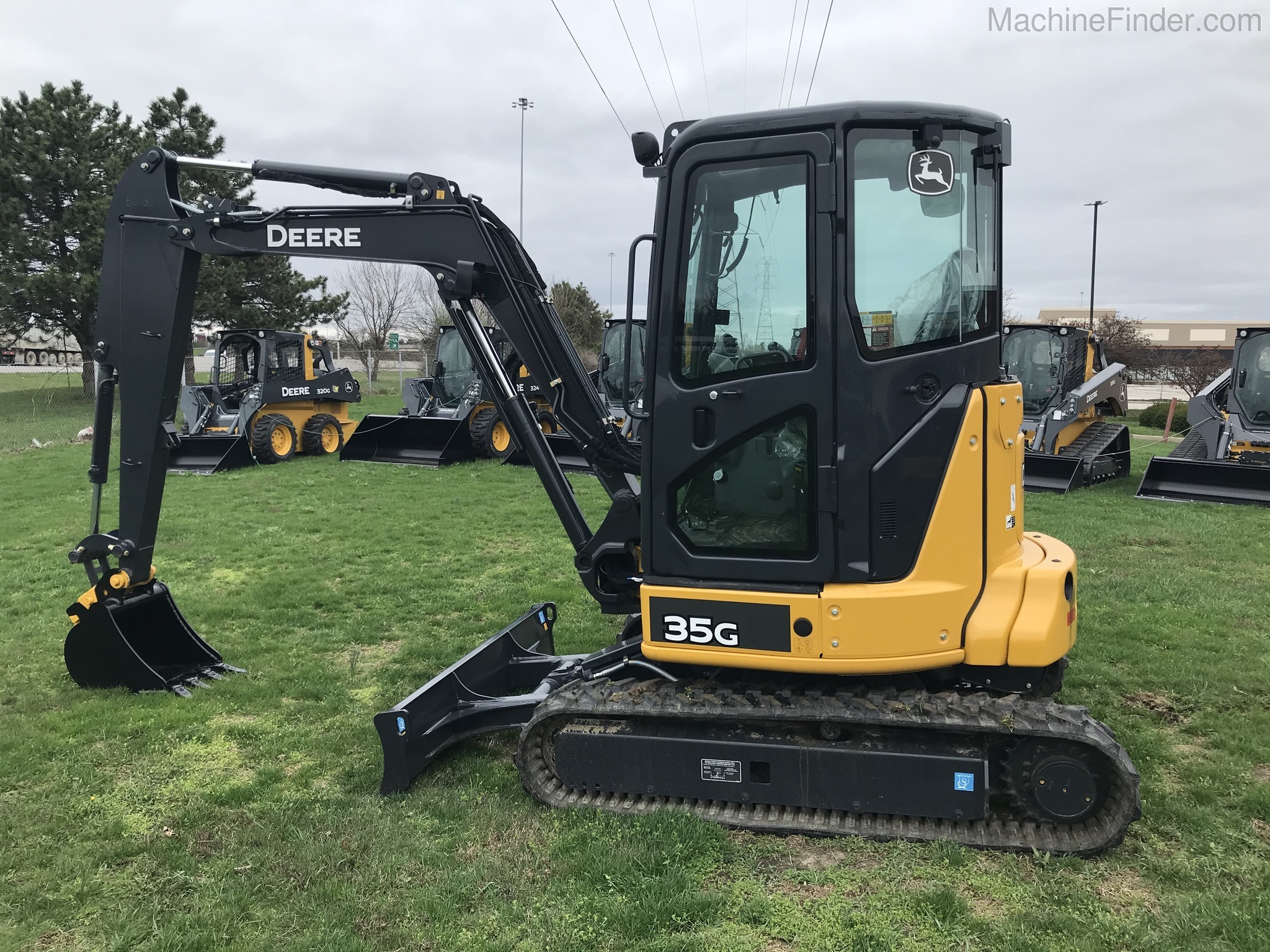 2020 John Deere 35G Image 2