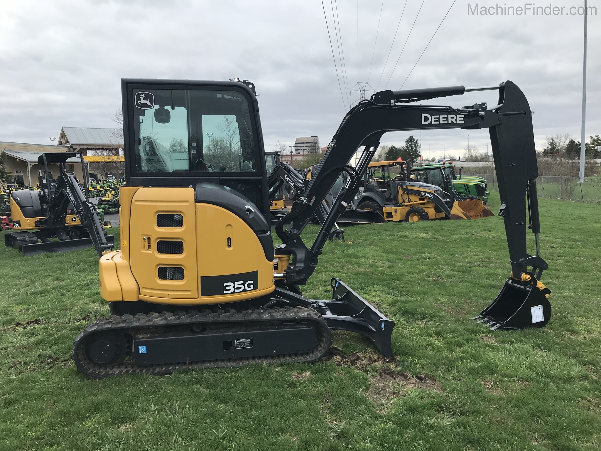 2020 John Deere 35G Image 3