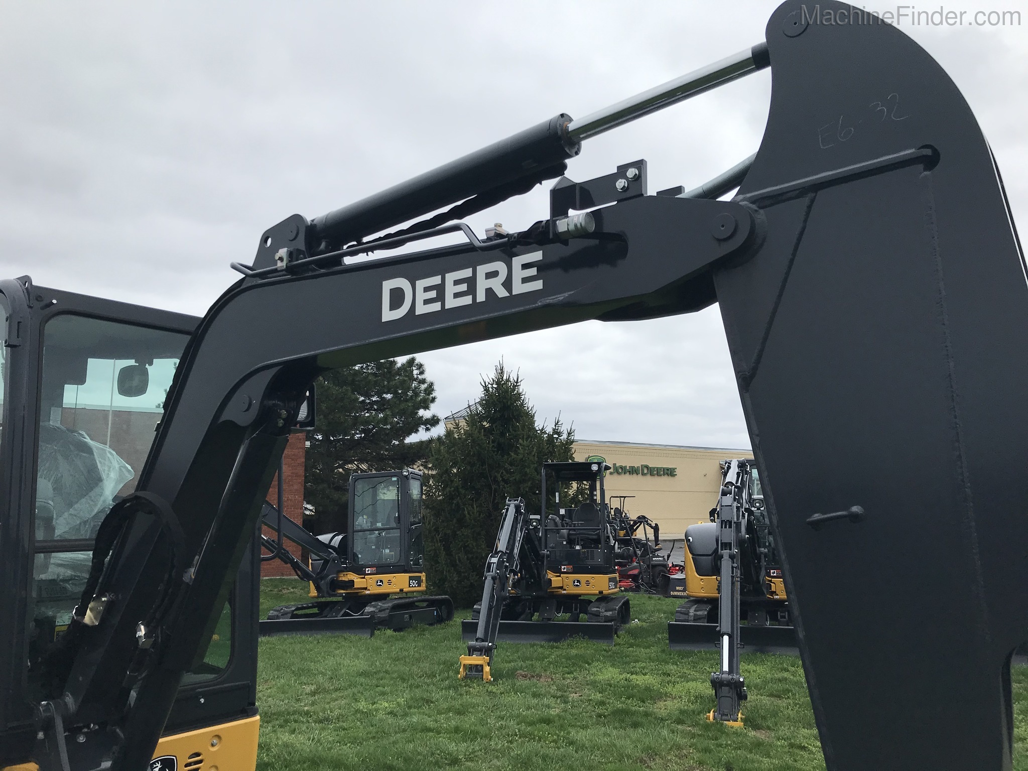 2020 John Deere 35G Image 5
