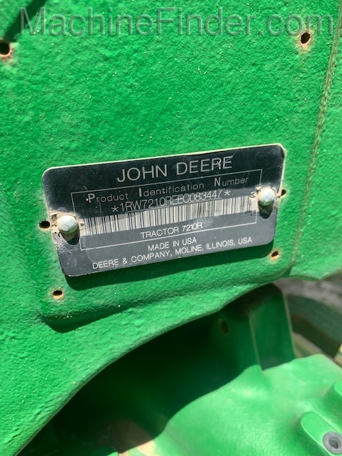 2014 John Deere 7210R Image 6