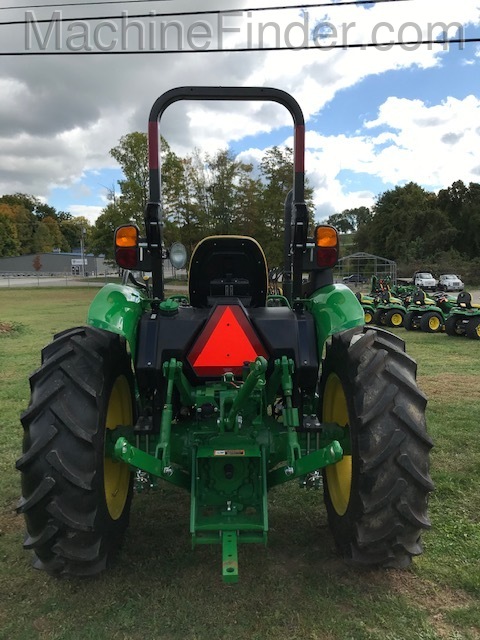 2020 John Deere 5045E Image 6