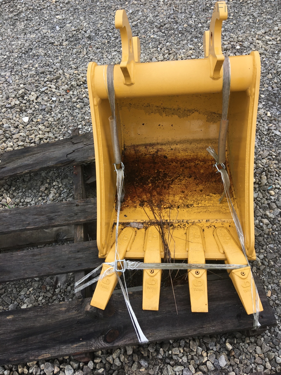 2017 John Deere AT316553 Image 2