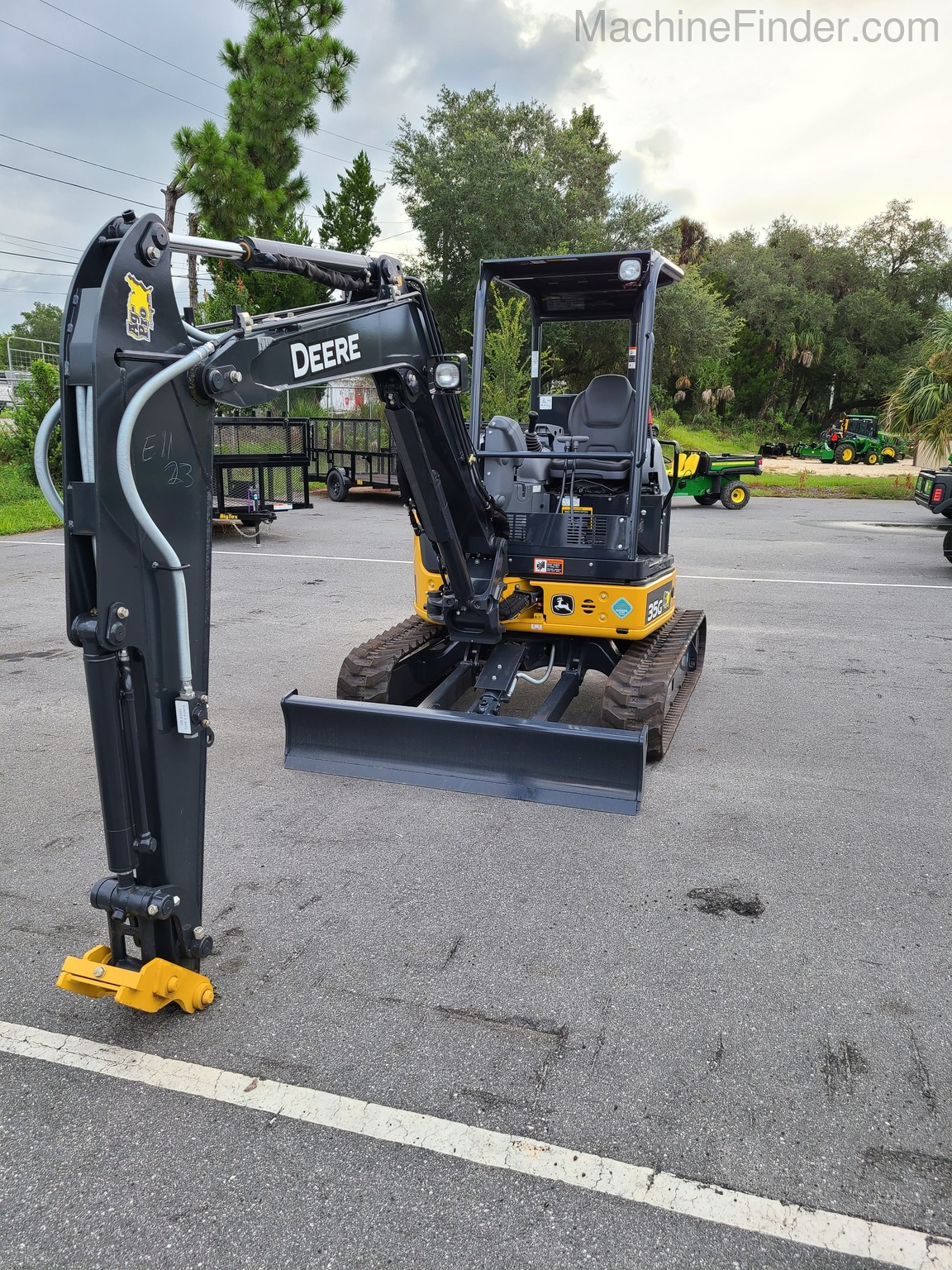 2020 John Deere 35G Image 2