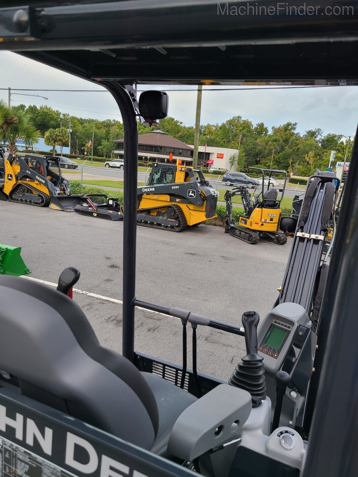 2020 John Deere 35G Image 8