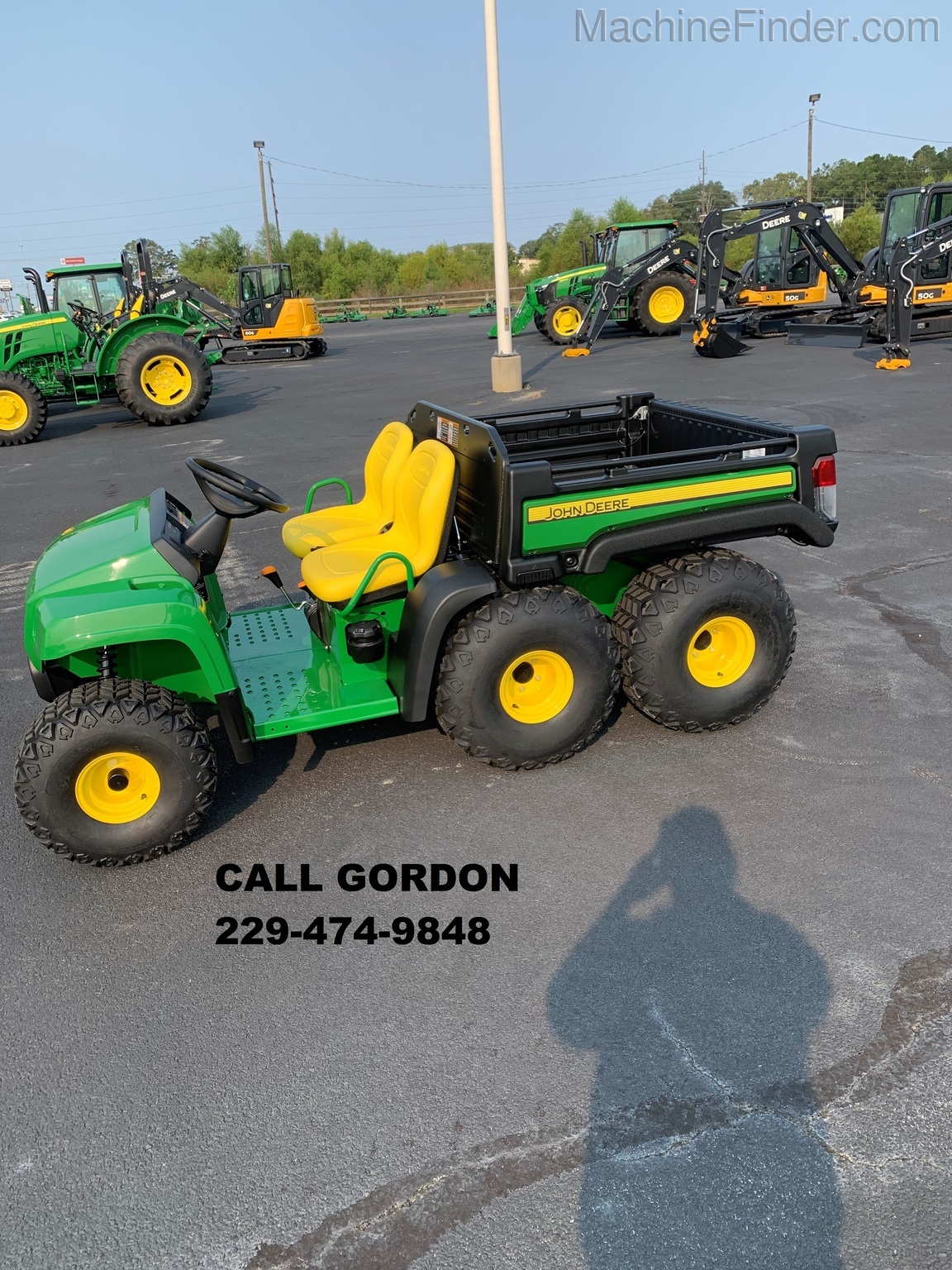 2021 John Deere TH6X4 Image 4