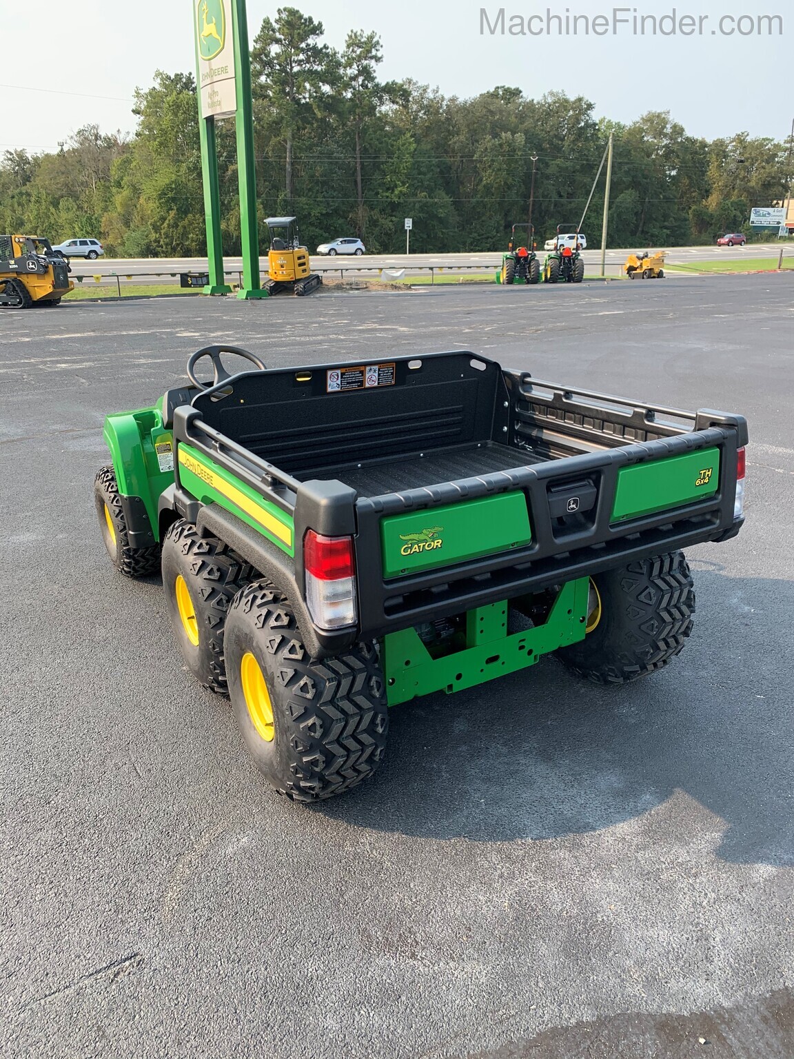 2021 John Deere TH6X4 Image 6