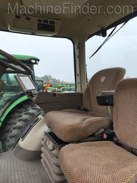2014 John Deere 8245R Image 6