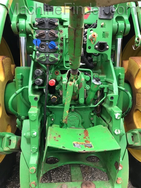 2014 John Deere 8245R Image 5