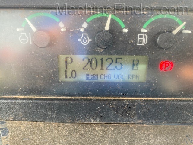 2014 John Deere 450J Image 11