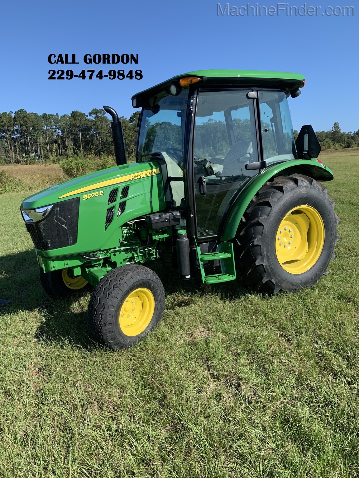 2020 John Deere 5075E Image 1
