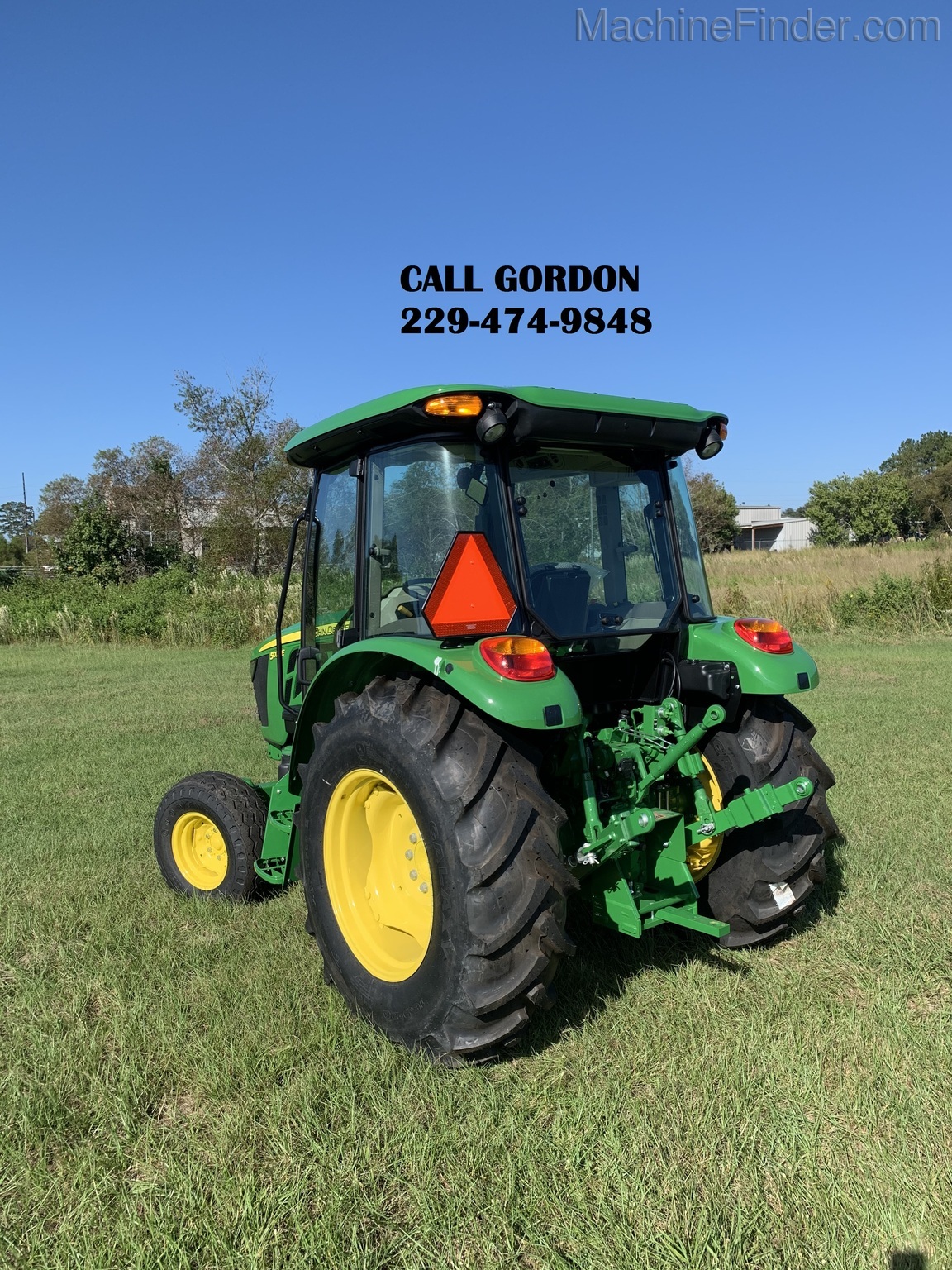 2020 John Deere 5075E Image 3