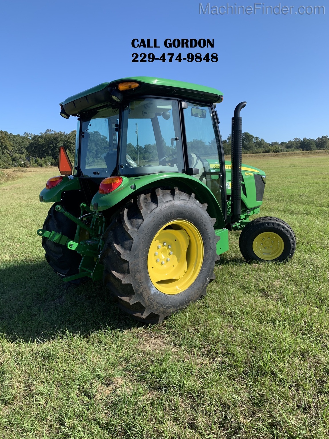 2020 John Deere 5075E Image 11