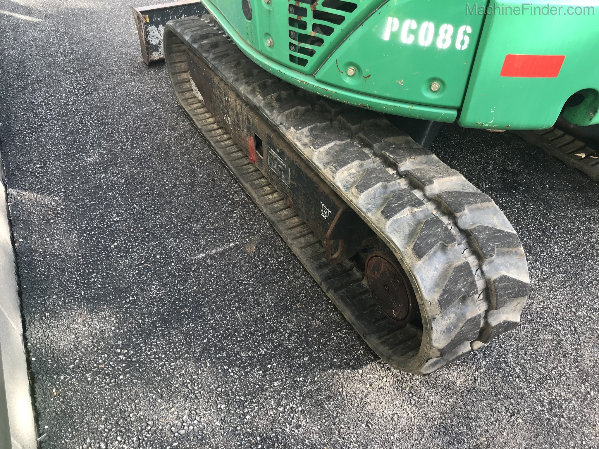 2014 John Deere 27D Image 9