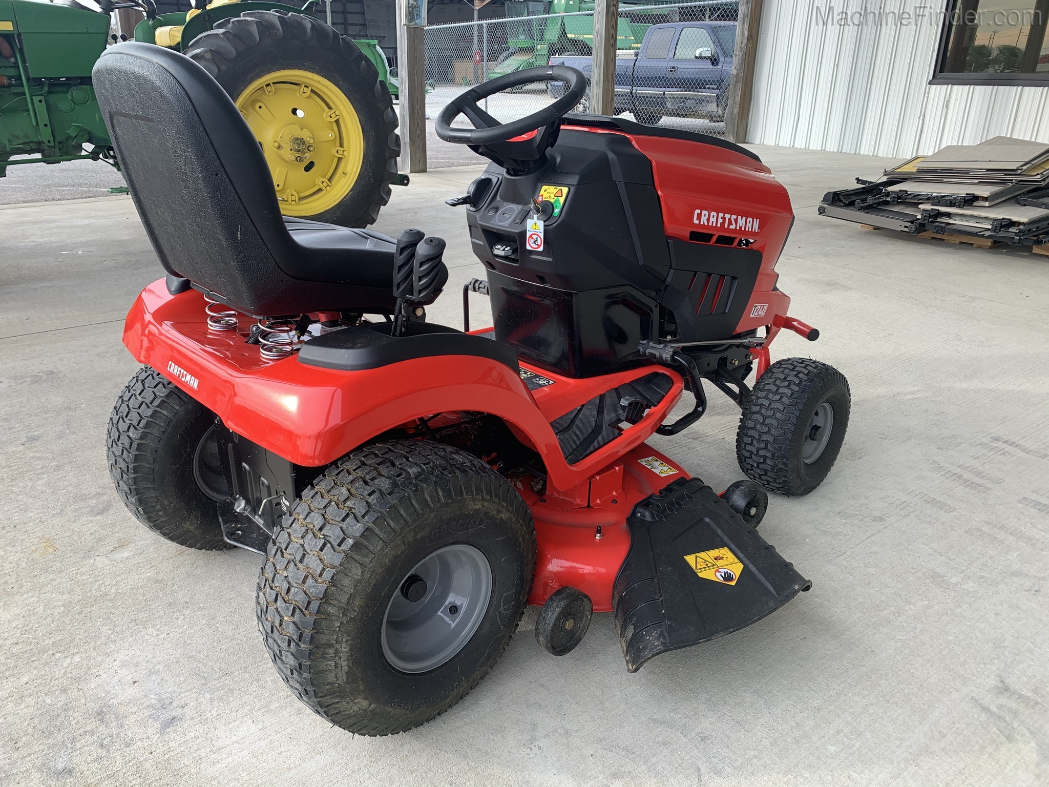 2019 Craftsman T240 Image 2