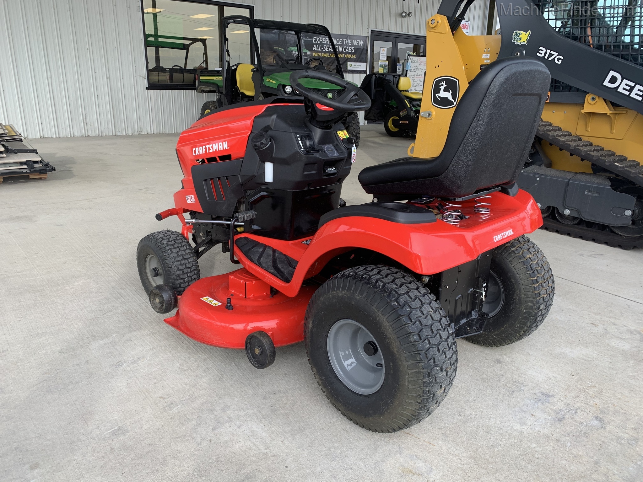 2019 Craftsman T240 Image 4