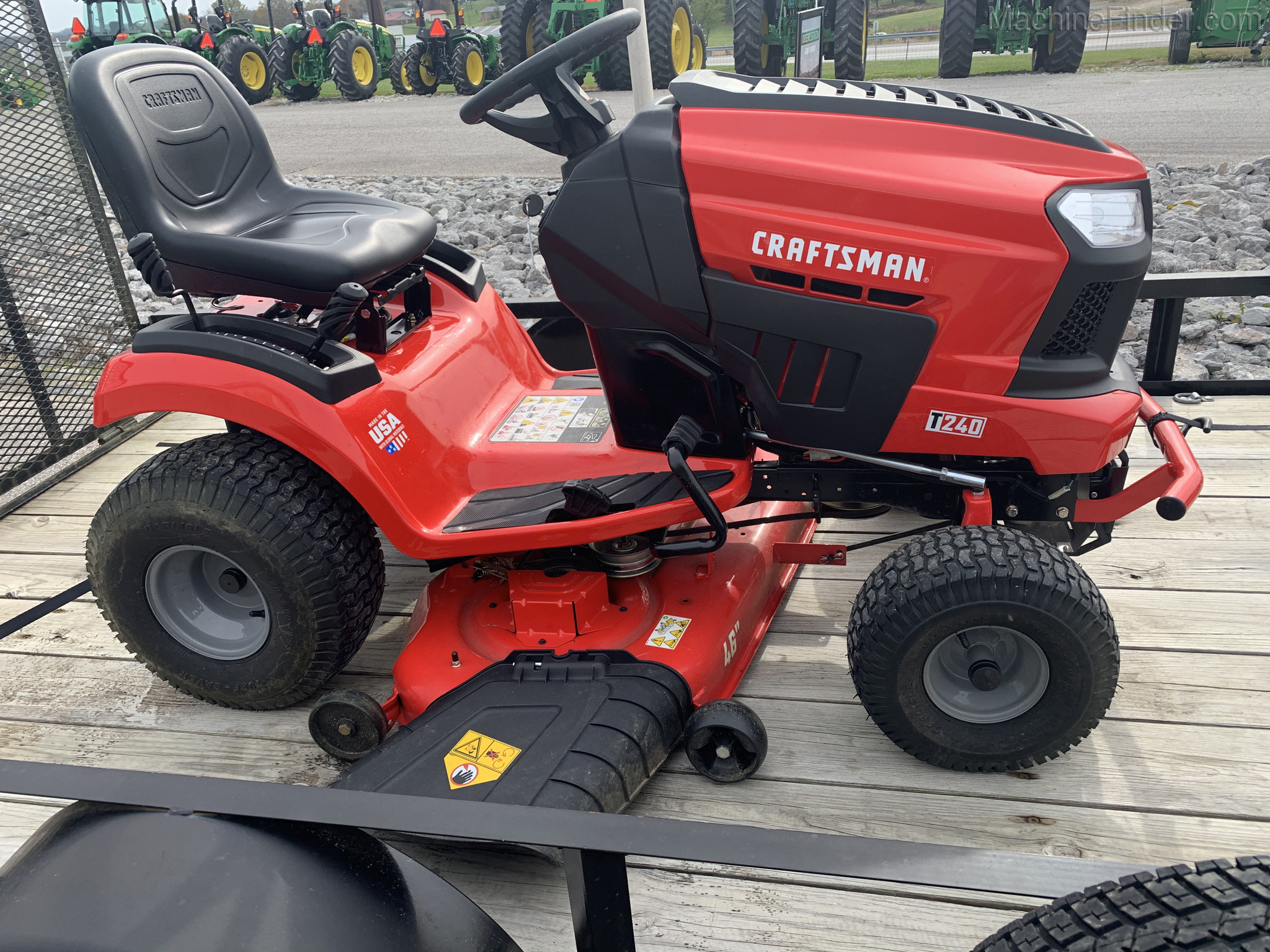 2019 Craftsman T240 Image 6