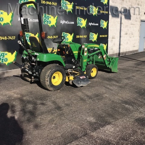 2008 John Deere 2305 Image 4