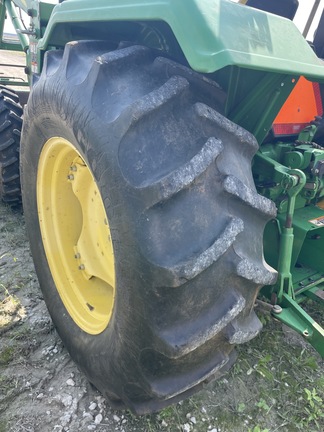 2012 John Deere 5065E Image 5