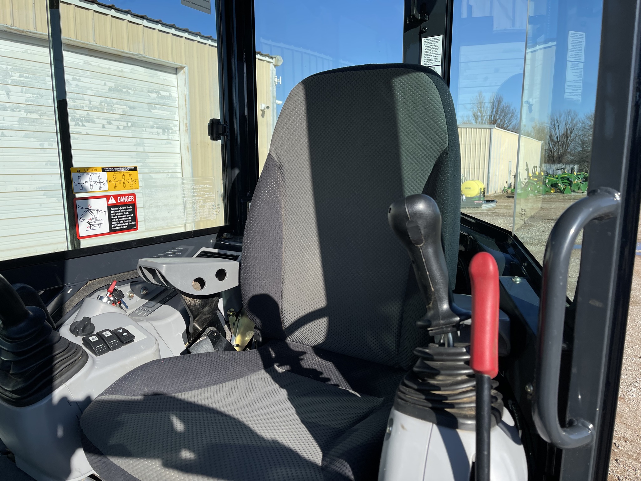2021 John Deere 35G Image 15