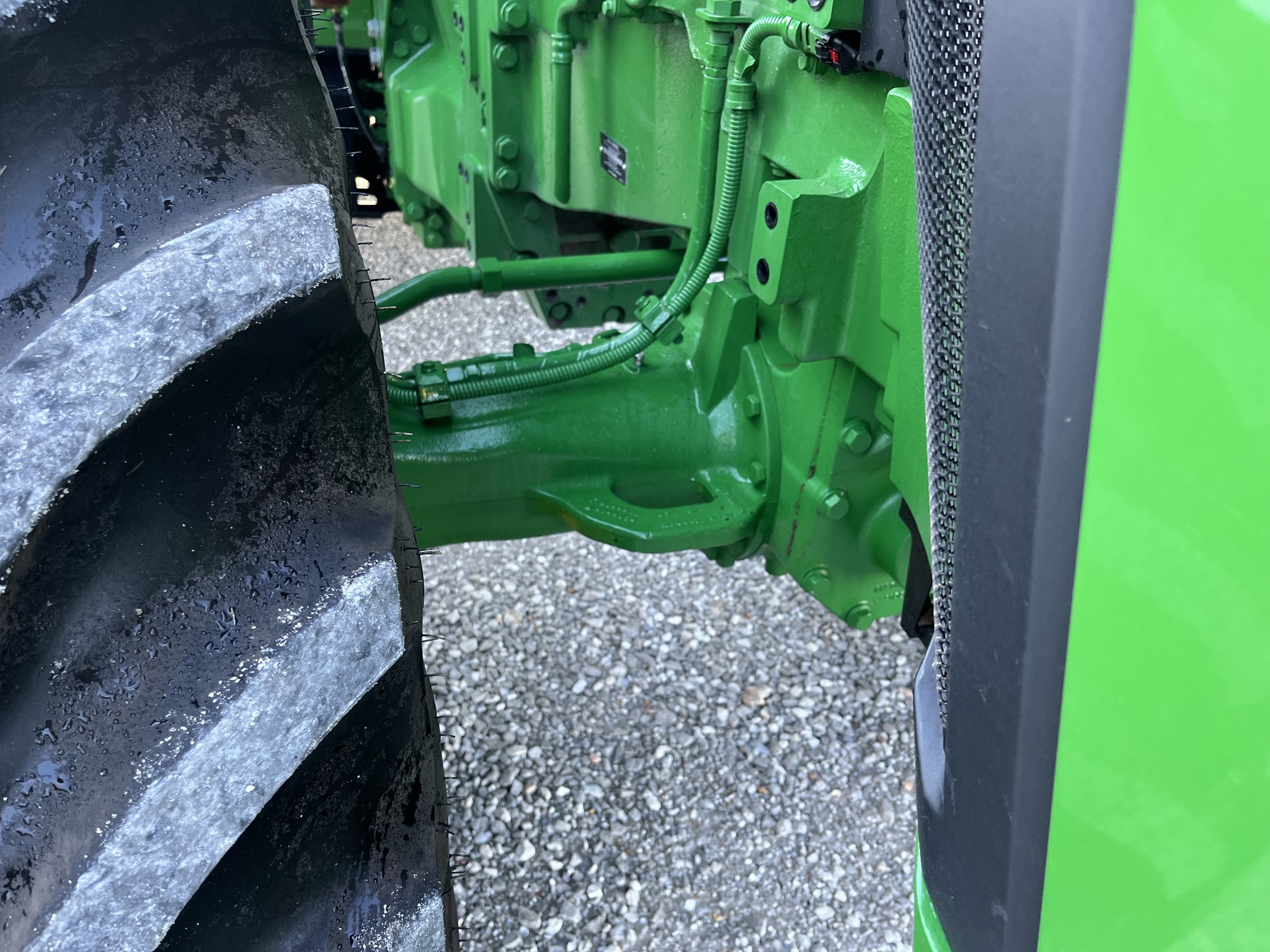  2023 John Deere 8R 280 at Heritage Tractor in Joplin, MO