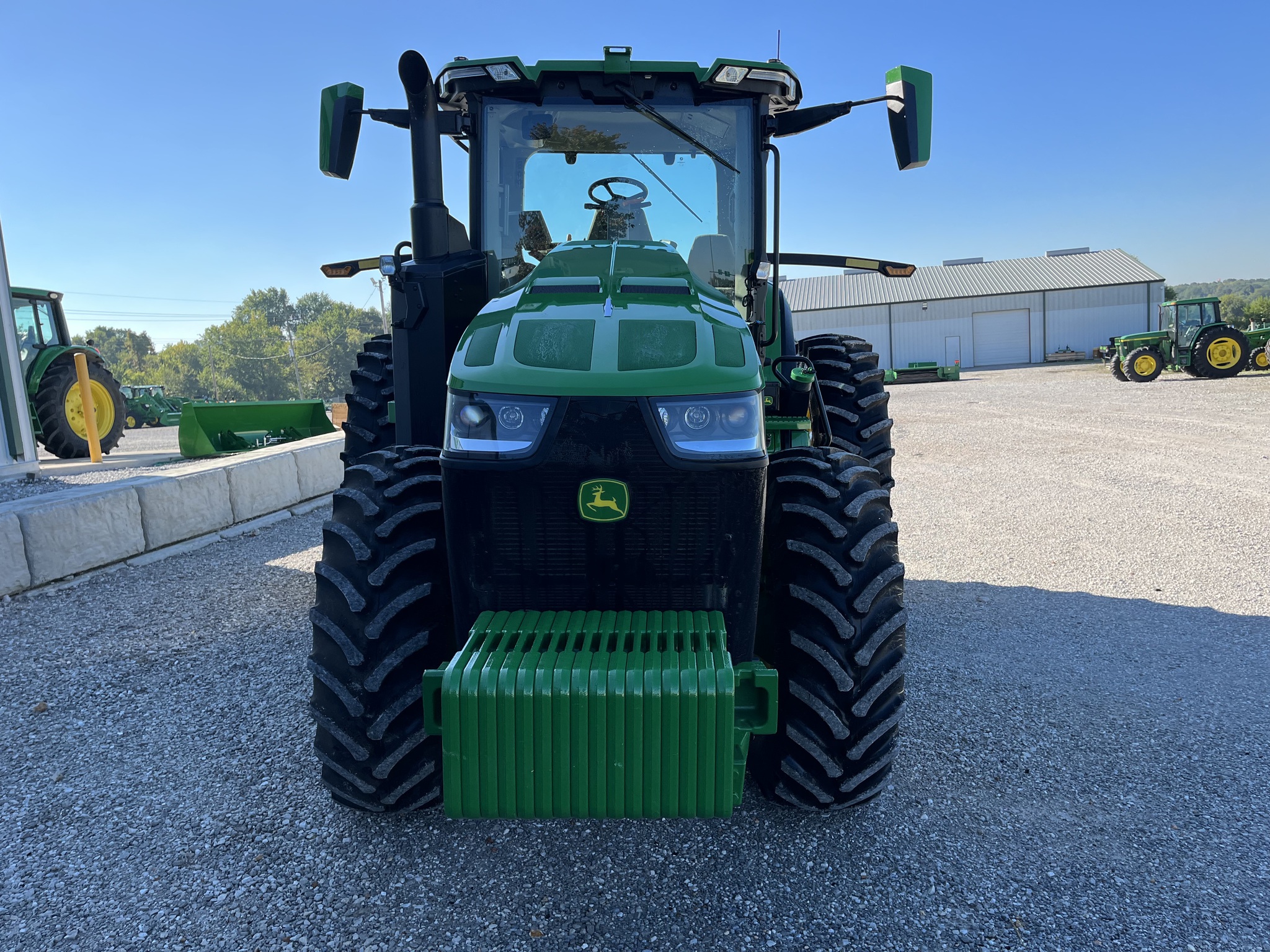  2023 John Deere 8R 280 at Heritage Tractor in Joplin, MO