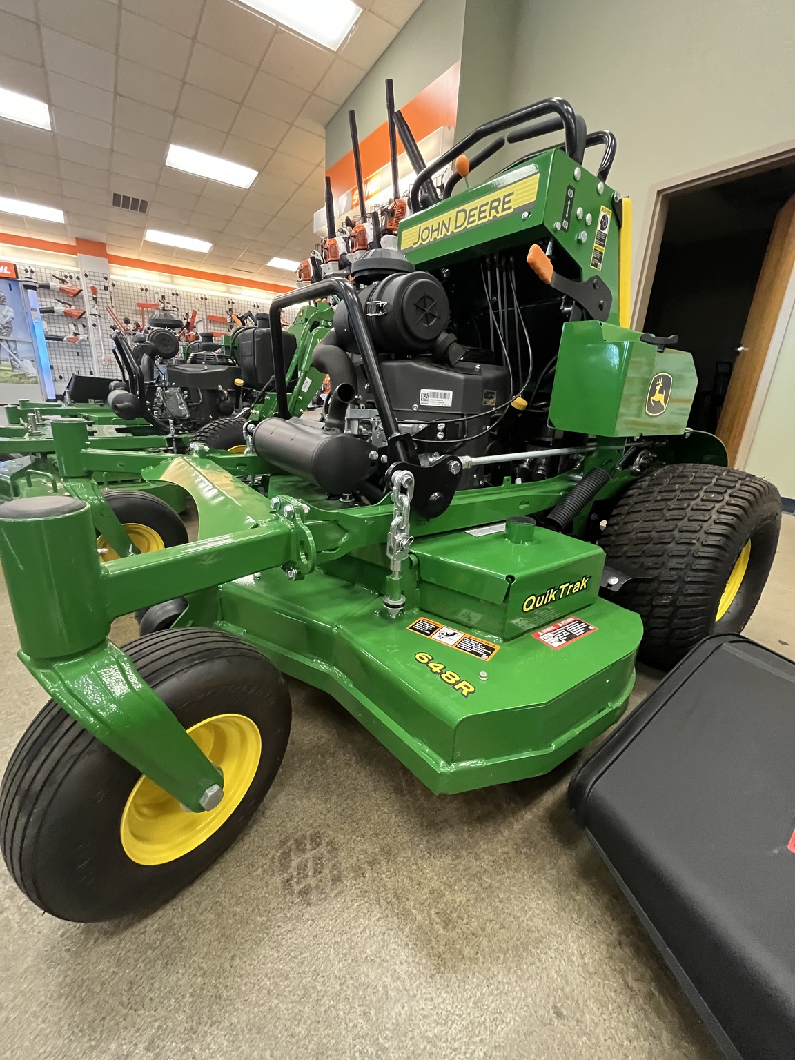 2023 John Deere 648R Image 5