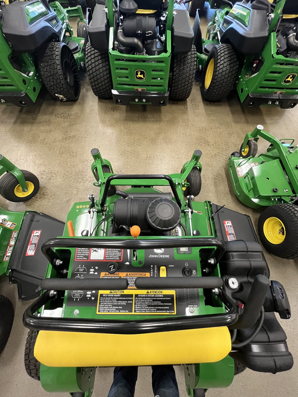 2023 John Deere 648R Image 4