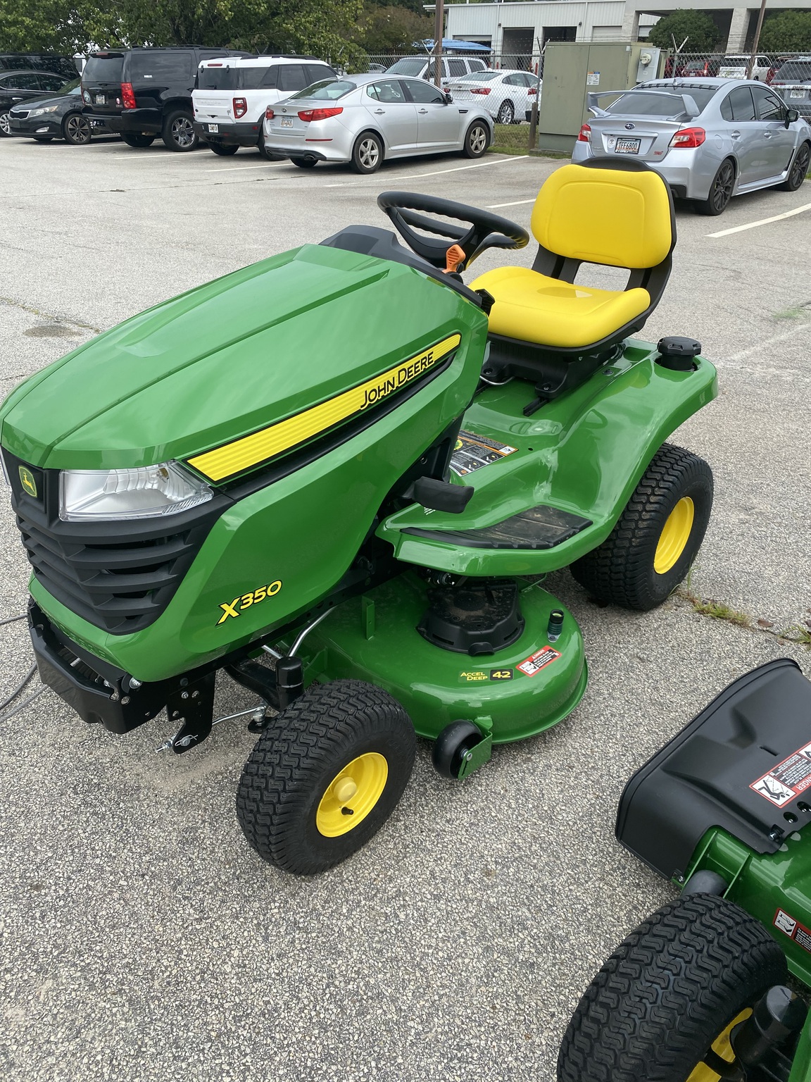 2023 John Deere X350 Image 1