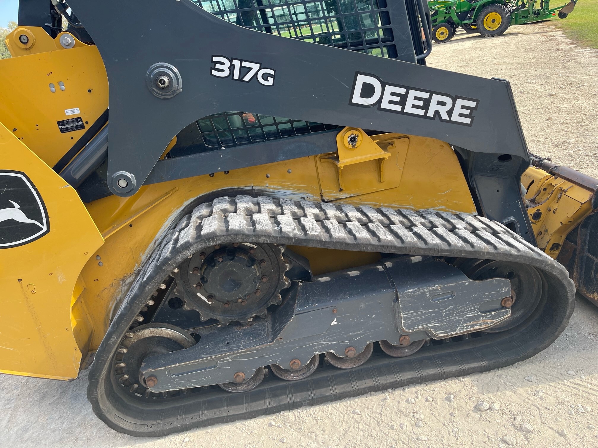 2021 John Deere 317G Image 5