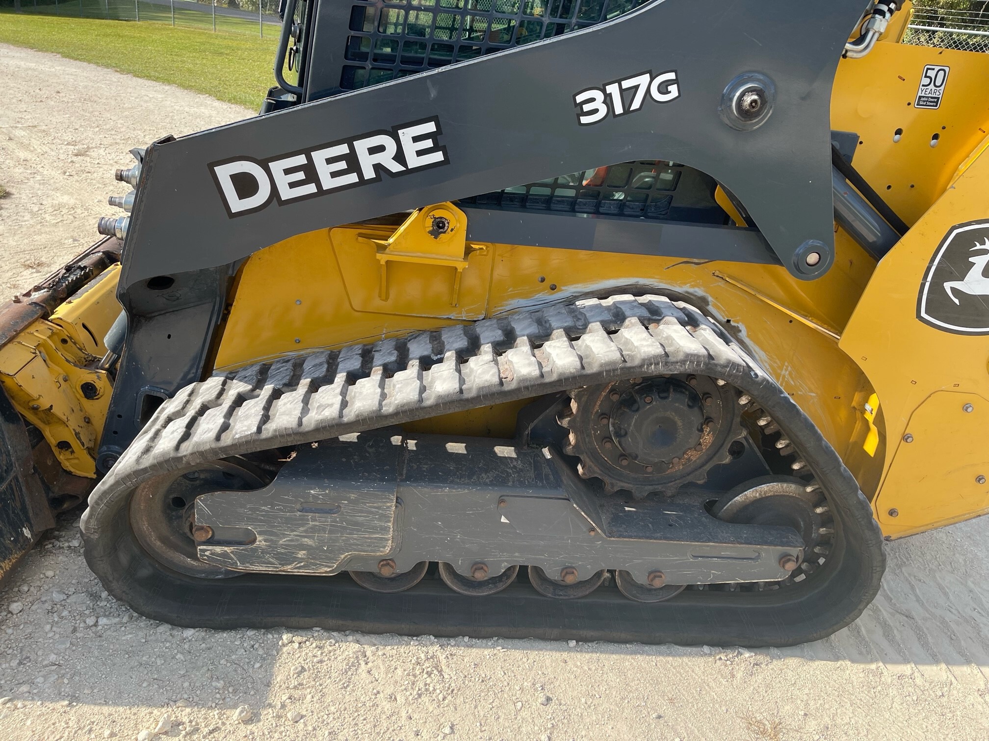 2021 John Deere 317G Image 2