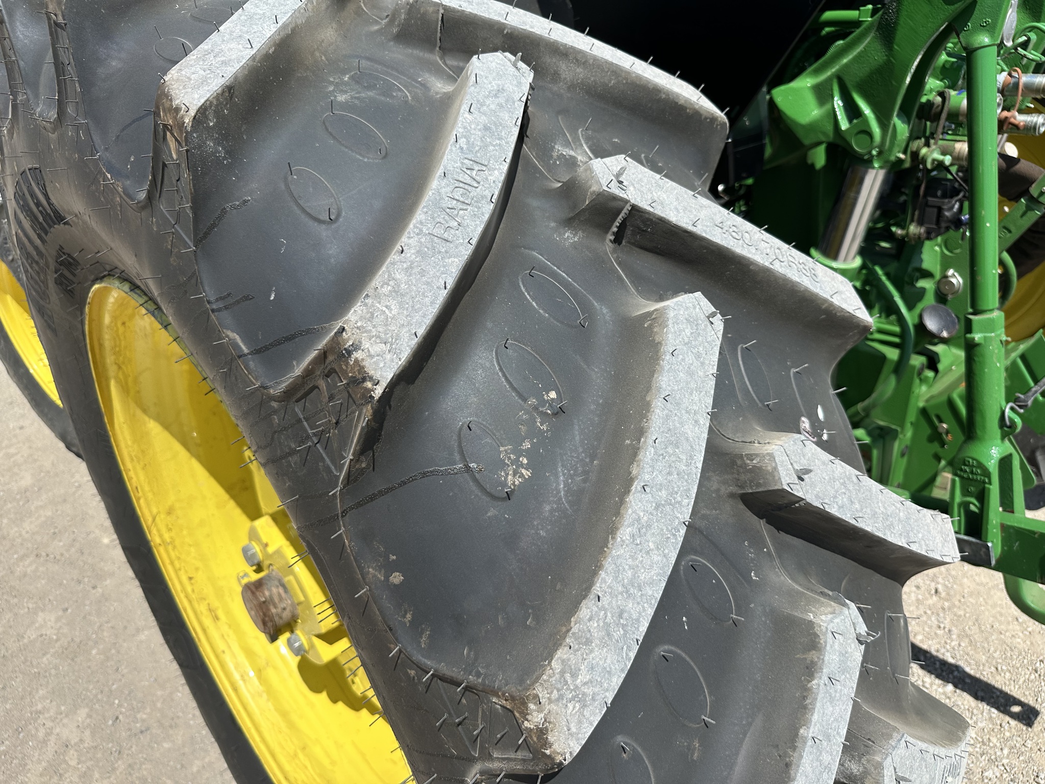 2023 John Deere 6120M Image 13